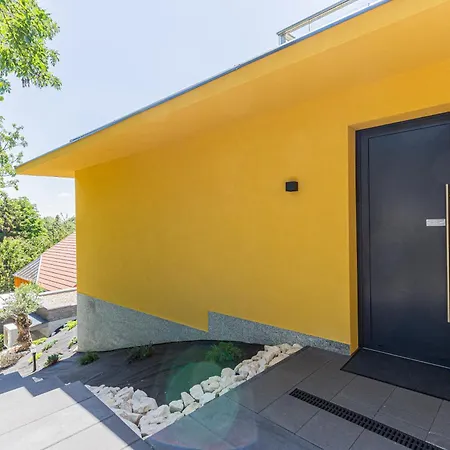 Elite House Gold